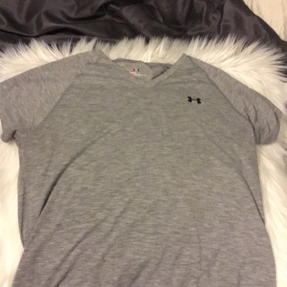 under armor grey v neck